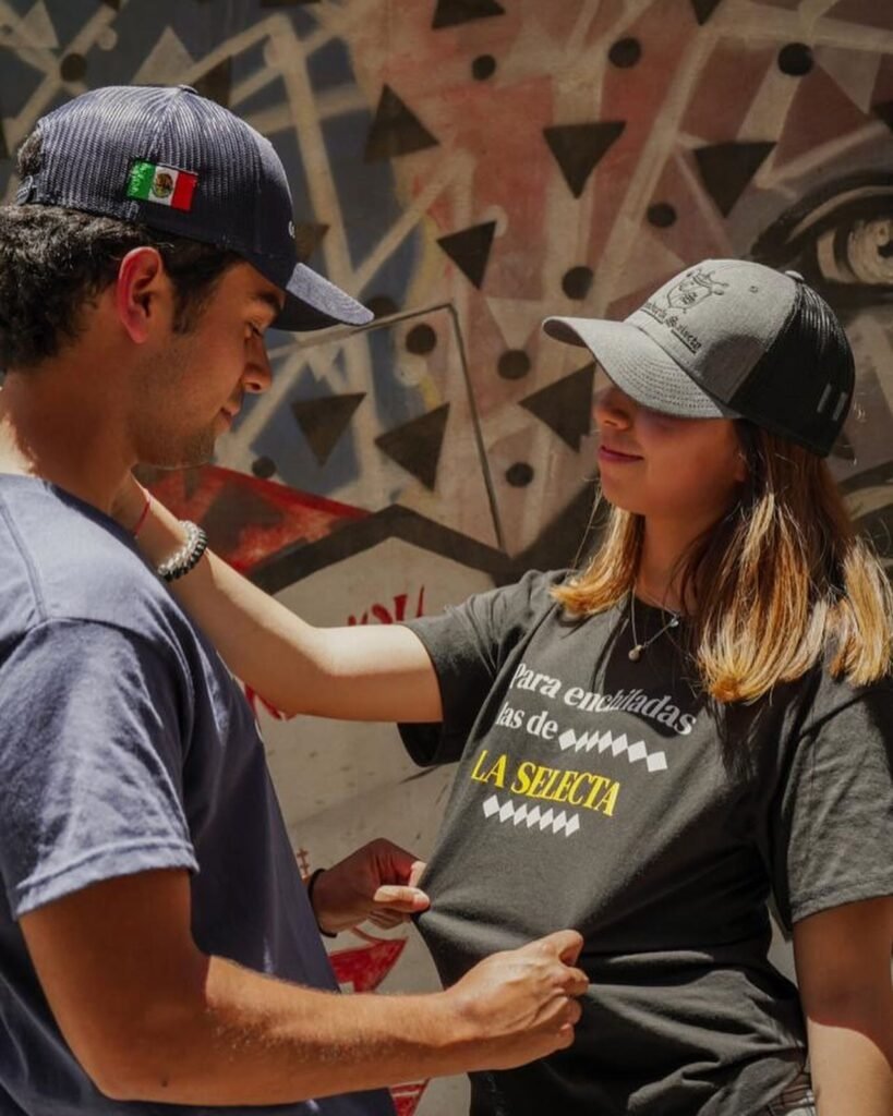 Playeras y Gorras de Selecta